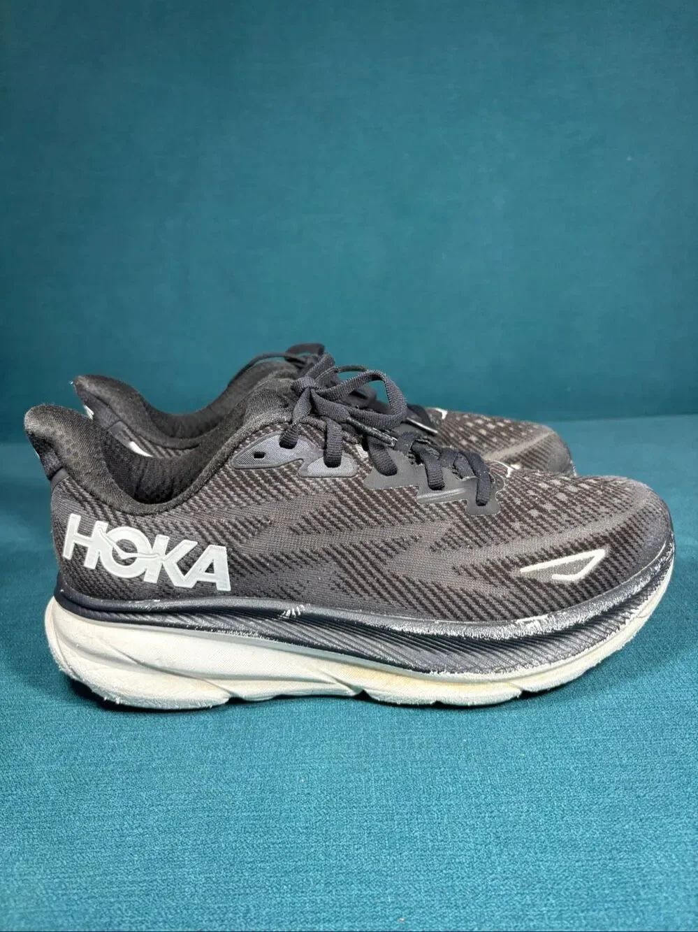 Hoka Clifton 9 Mens 8.5 D Black White Cushioned Running Shoes 1127895 BWHT